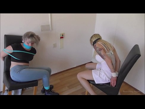 ❤️ Woledzera / womangidwa komanso wotsekeredwa / msungwana wovutika Zolaula pa ny.pornplaybb.ru ☑